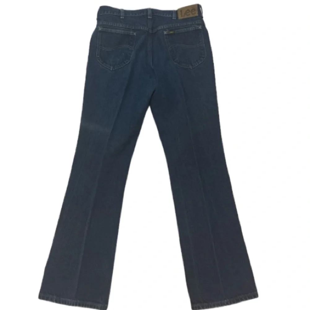Men’s Lee Denim Jeans Relaxed Fit 34 x 32 EUC LIKE NEW